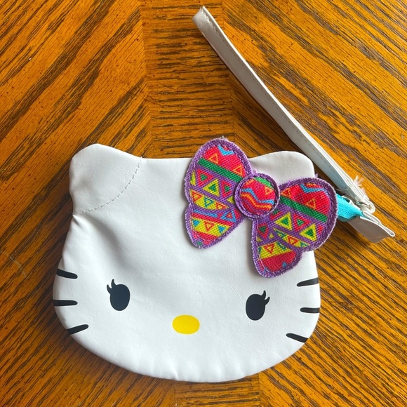 Hello Kitty Handbags - HELLO KITTY Wristlet/Coin Purse